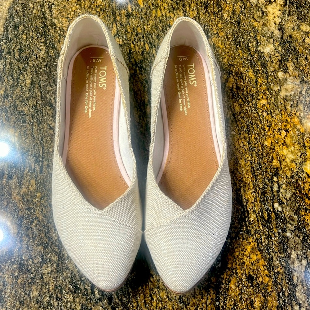 TOMS